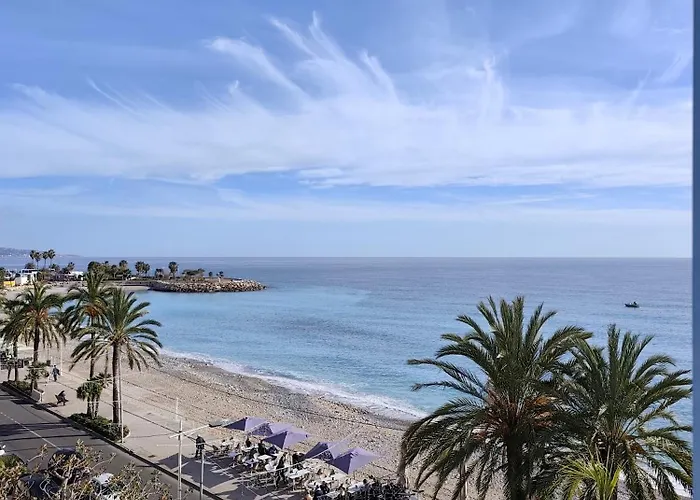 Victoria Plaza 아파트 멍똥